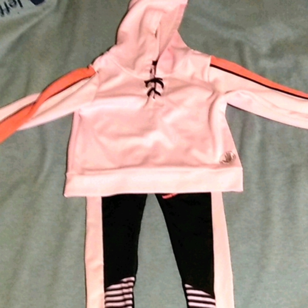 Body glove jogging suit